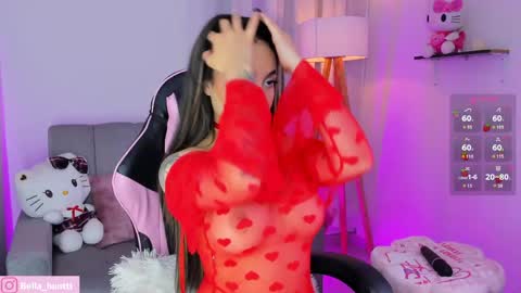 bella igbella hunttt online show from April 22, 2:19 am