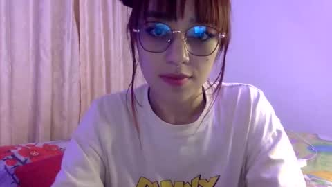 bella_mc online show from December 16, 1:22 am