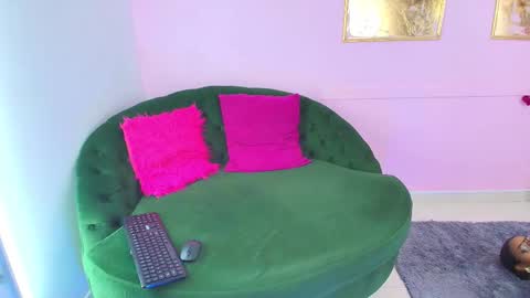 BELLA online show from January 15, 4:18 am