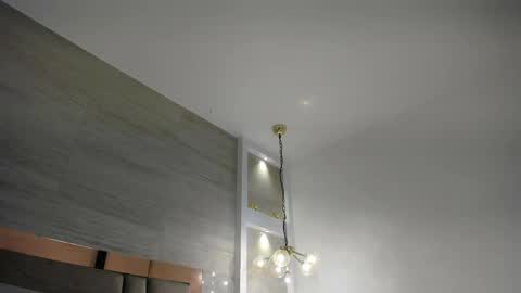  BELLA  online show from April 22, 3:47 am