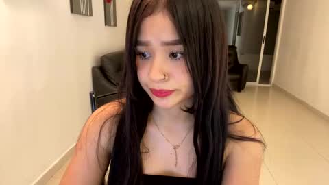 bella_pari online show from December 6, 6:26 am