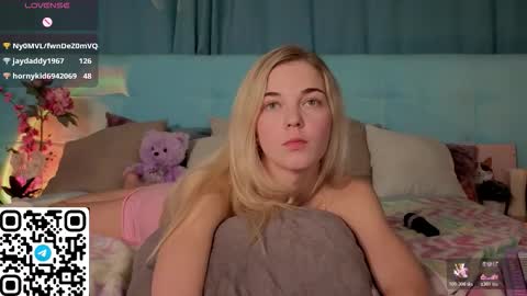 Bella online show from March 27, 1:29 am