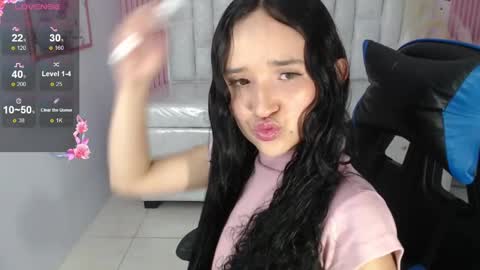 Bella online show from November 5, 8:25 pm