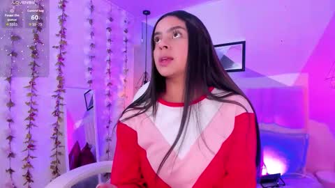 BELLA online show from December 16, 9:42 pm