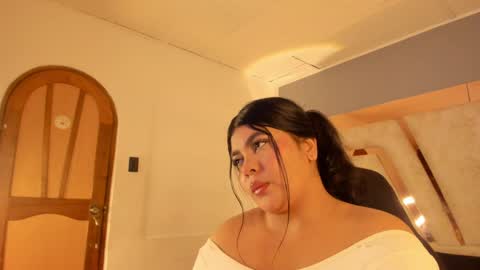 bellaboobs_ online show from April 27, 8:17 pm