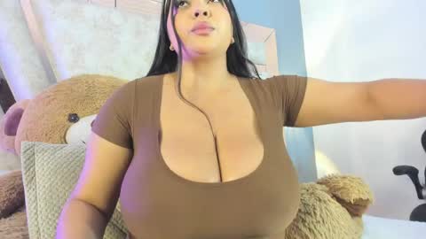 bellaboobs_ online show from June 7, 8:04 pm