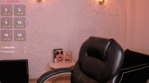  Bella C  online show from June 9, 1:38 am