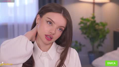 Bella I took a vacation and Ill be back on December 18th So dont lose me To keep in touch I have a TG -  you can find below online show from October 4, 7:36 am