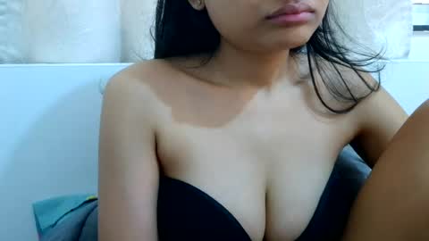 bellacrystall online show from June 14, 6:14 am