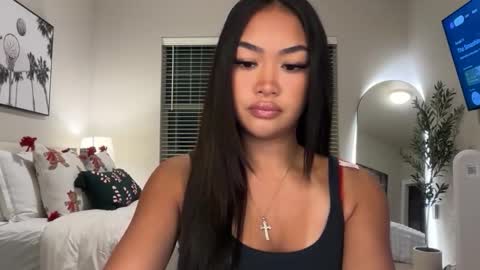 Bella online show from November 21, 1:29 am