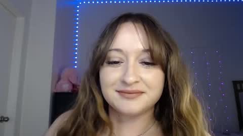 Snapshot of bellamonroee chatting on February 7, 5:31 am Bella Monroe online show from February 7, 5:31 am
