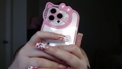 Snapshot of bellamonroee chatting on February 28, 5:37 am Bella Monroe online show from February 28, 5:37 am