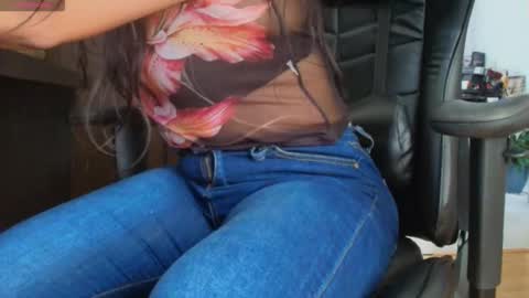 Camille  online show from January 5, 9:40 pm