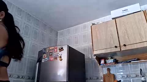 Snapshot of bellapaula chatting on September 8, 3:55 pm paula online show from September 8, 3:55 pm