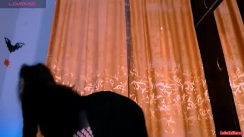 bellaqueen0701 online show from November 13, 5:34 pm