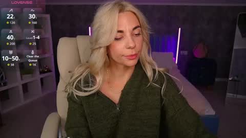 Bella online show from April 26, 8:06 pm