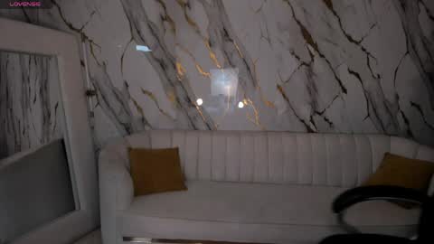  Bella Rose  online show from April 27, 5:15 am