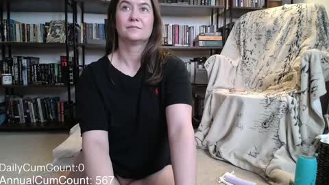 BellaStrange69 online show from April 23, 2:52 am