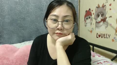 Snapshot of bellbabe chatting on February 4, 6:04 am Bella online show from February 4, 6:04 am