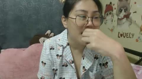 Snapshot of bellbabe chatting on September 10, 9:09 am Bella online show from September 10, 9:09 am