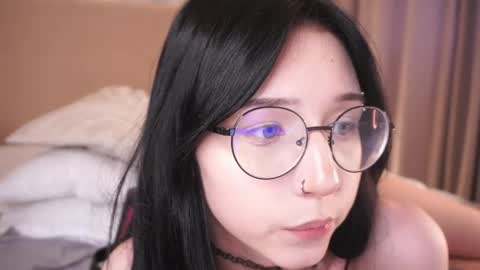 Bea online show from April 26, 1:42 pm