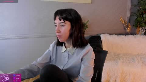 Snapshot of belle_via chatting on January 2, 10:16 am Bella online show from January 2, 10:16 am