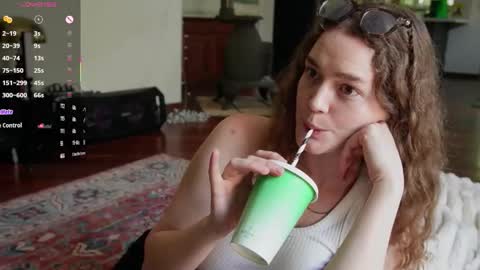 Snapshot of bellebabyboo chatting on September 26, 3:59 am BELLE online show from September 26, 3:59 am