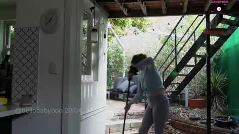 BELLE   online show from April 21, 2:51 am