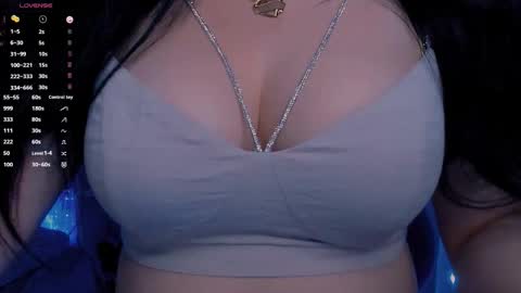 Snapshot of bellelovexx chatting on September 11, 11:16 pm Hello I am kind friendly and cute girl online show from September 11, 11:16 pm