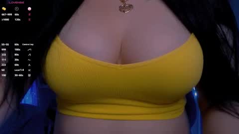 Snapshot of bellelovexx chatting on September 12, 11:23 pm Hello I am kind friendly and cute girl online show from September 12, 11:23 pm