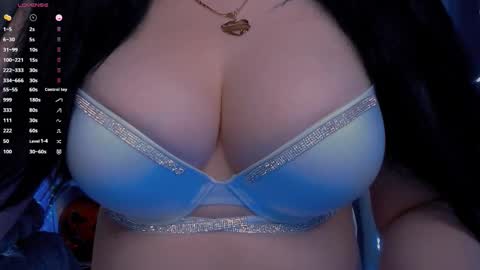 Snapshot of bellelovexx chatting on October 9, 10:41 am Hello I am kind friendly and cute girl online show from October 9, 10:41 am