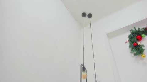 Snapshot of bellota_flak chatting on December 15, 7:57 am Bellota Flak online show from December 15, 7:57 am