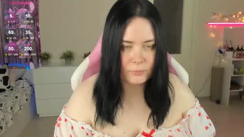 LinaBoo online show from June 11, 12:57 pm