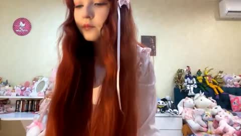 Eva  online show from April 24, 7:44 am
