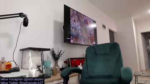 bethanylenz2 online show from November 24, 9:55 am