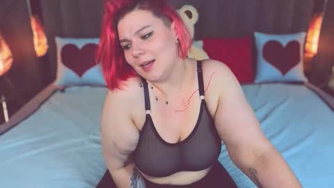 betttydark online show from February 10, 4:04 am