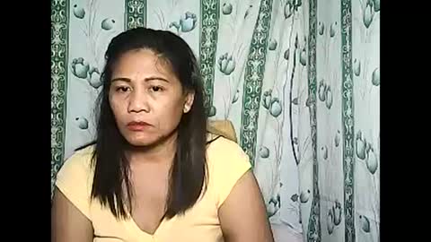 Snapshot of betty_83 chatting on February 13, 12:00 pm betty_83 online show from February 13, 12:00 pm