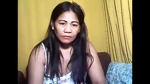 Snapshot of betty_83 chatting on October 4, 9:52 pm betty_83 online show from October 4, 9:52 pm