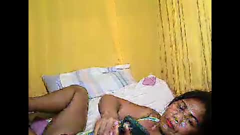 Snapshot of betty_83 chatting on September 15, 2:14 pm betty_83 online show from September 15, 2:14 pm