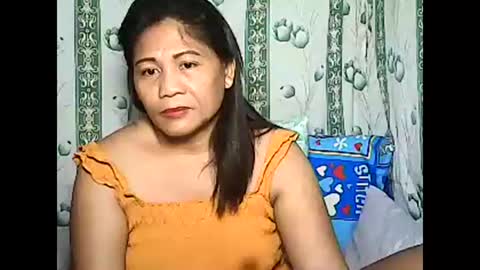 Snapshot of betty_83 chatting on January 24, 1:03 pm betty_83 online show from January 24, 1:03 pm