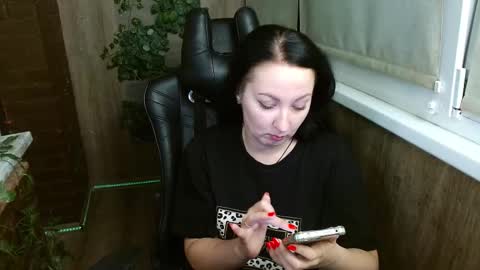 Snapshot of betty_luss chatting on September 8, 6:40 pm Sia online show from September 8, 6:40 pm