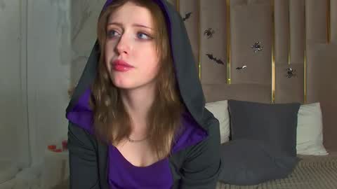 Betty online show from October 30, 11:50 pm