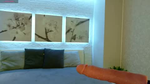 Betty online show from April 25, 8:17 pm