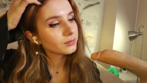 Betty online show from February 21, 9:43 pm