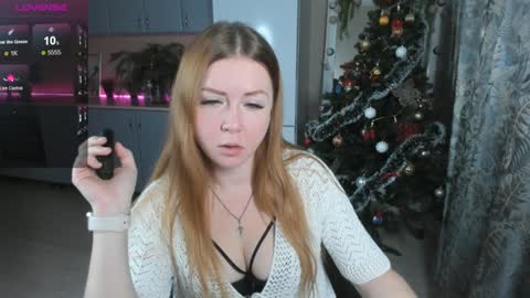 Snapshot of bettyurbane chatting on December 27, 4:15 am Mila Sweet online show from December 27, 4:15 am
