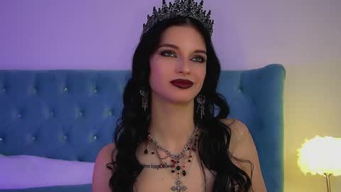 Beverly online show from April 24, 7:11 am