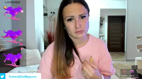   BeyonceDoll       Twitter DollBeyonce    online show from October 12, 4:20 pm