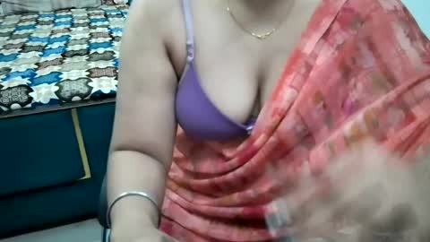 bhabhi_lovely online show from August 2, 12:30 pm