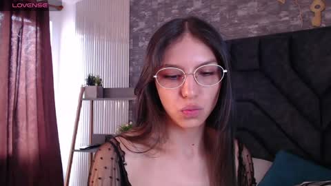 Bianca online show from June 6, 1:50 pm