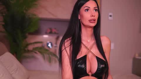 Bianca online show from April 24, 1:36 pm